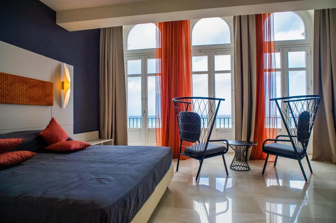Central Gallery Rooms Trapani Italie
